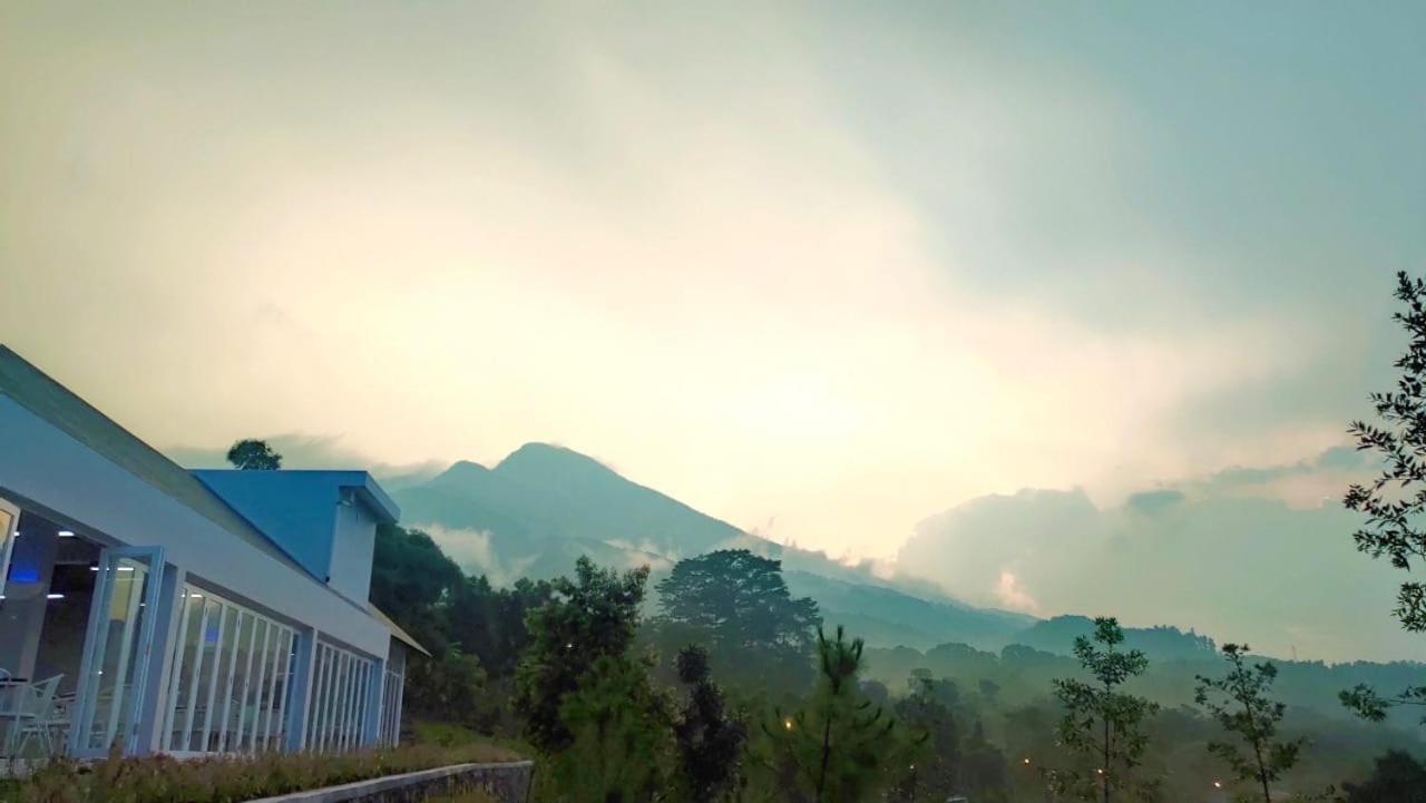 Leuweung Geledegan Bogor
