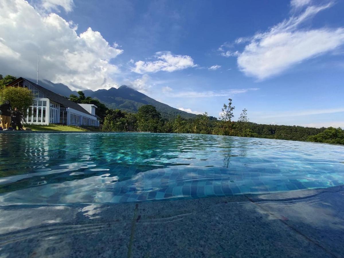Hotel Leuweung Geledegan 3*