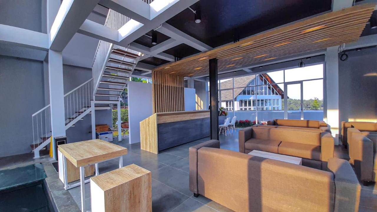 Hotel Leuweung Geledegan 3*