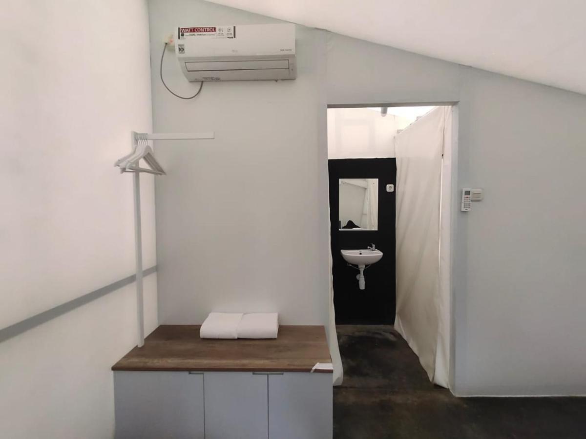 Leuweung Geledegan Hotel Bogor